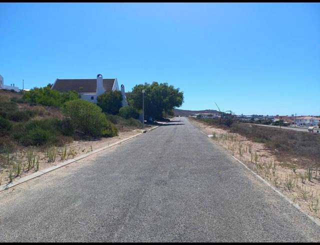 LAND FOR SALE IN BRITANNICA HEIGHTS